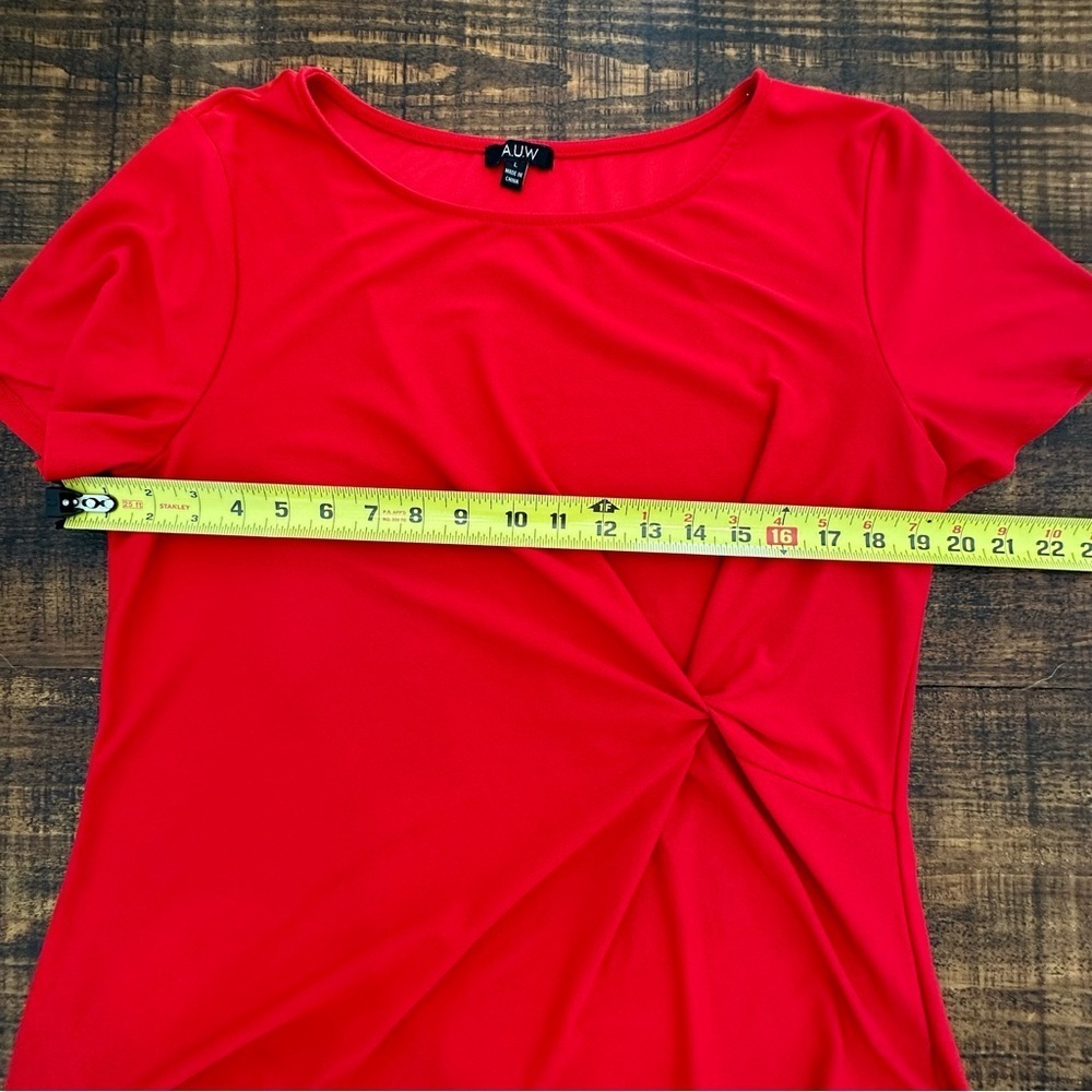 AUW Short Sleeve Top- Excellent condition - Picture 2 of 5